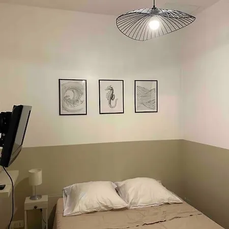 Au Coeur Du Quartier De La Roquette Arles